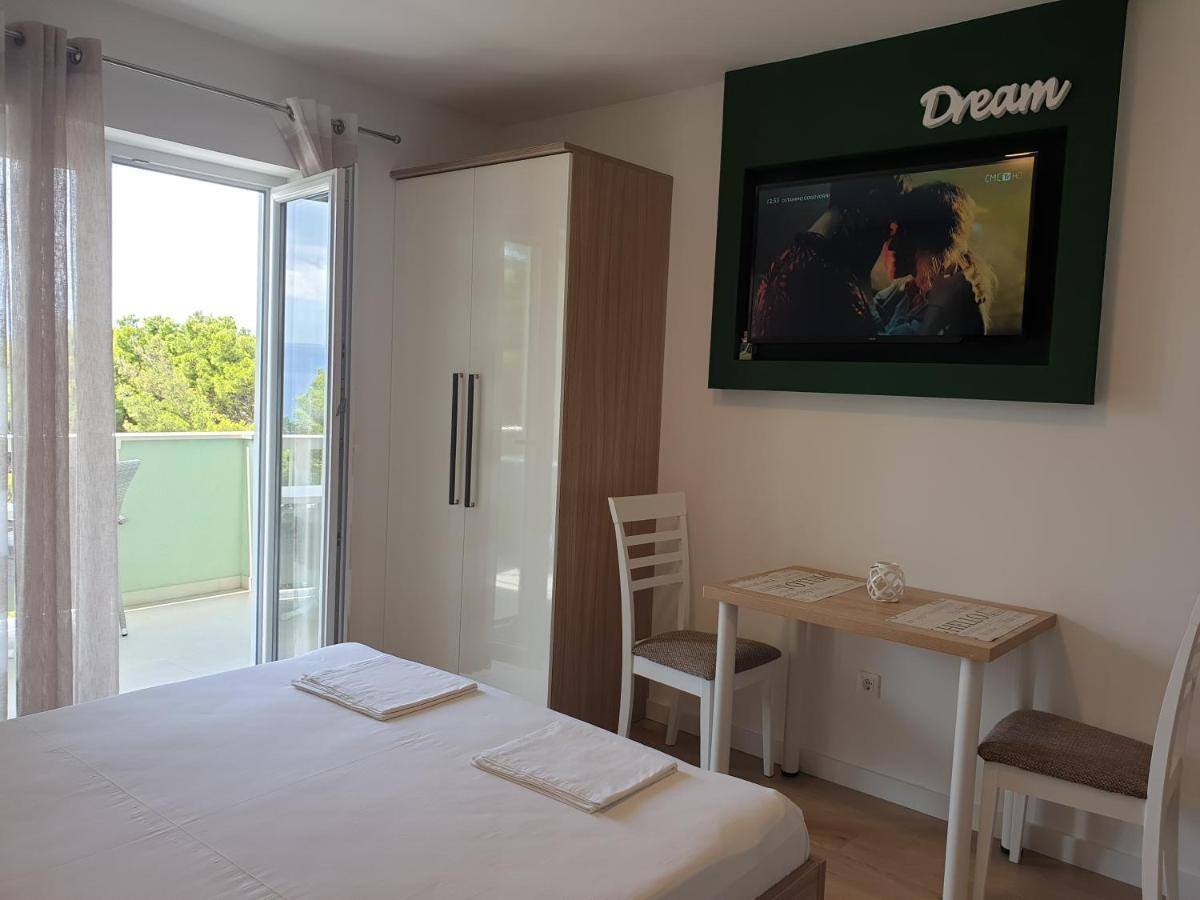 Guesthouse Dominovic Brela Exterior foto